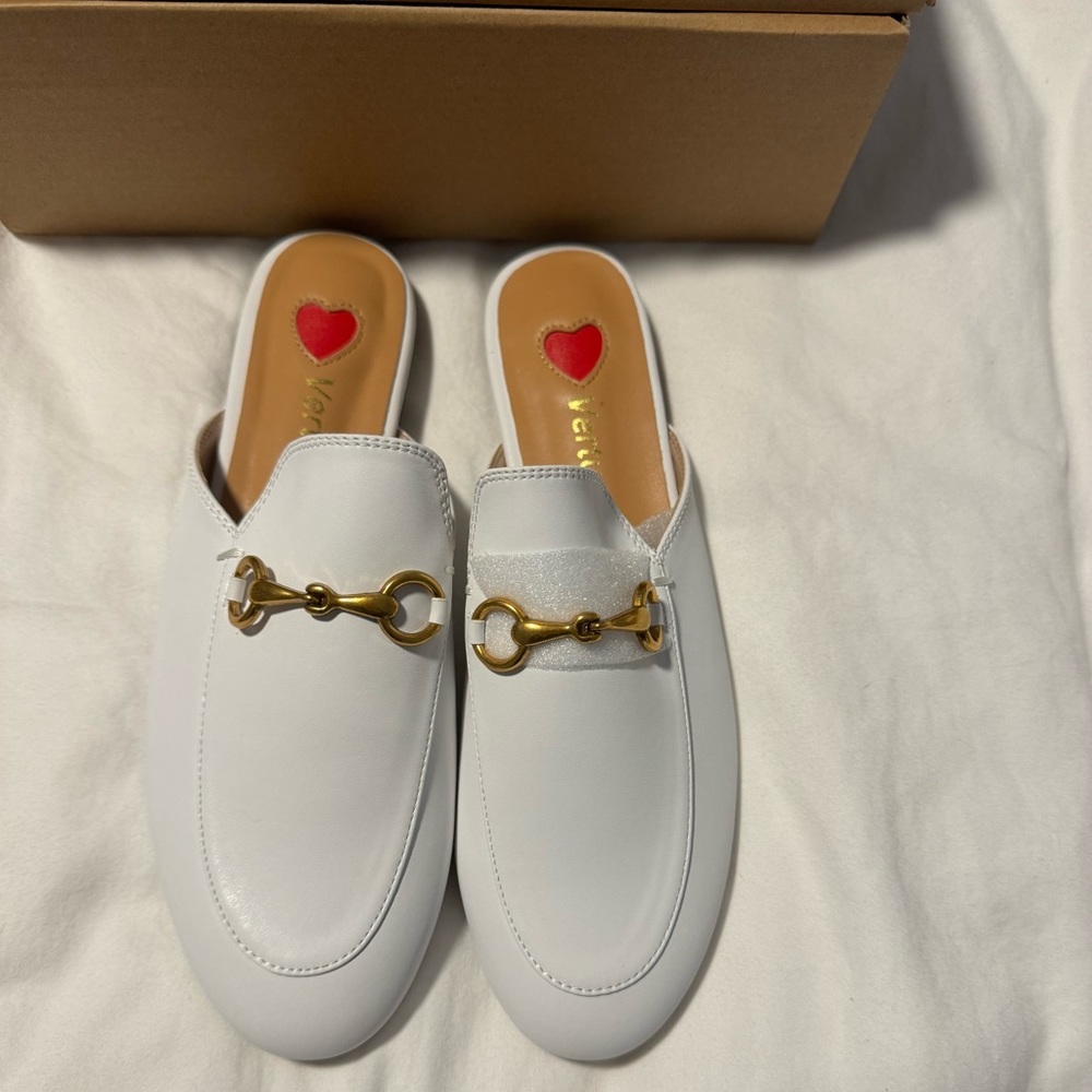 Amazon White Slides size 8.5 . Brand New in Box.